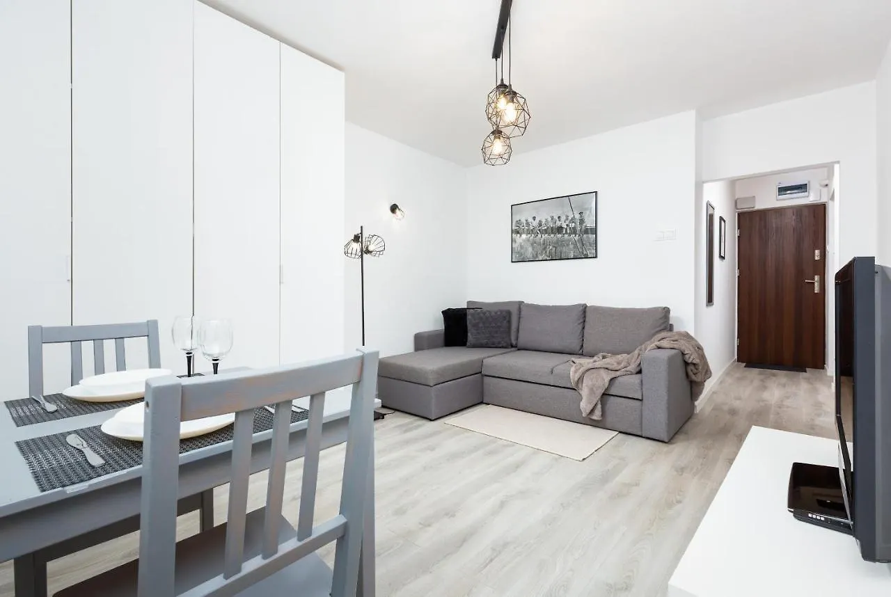Studio City Center Złota Street by Renters Warszawa