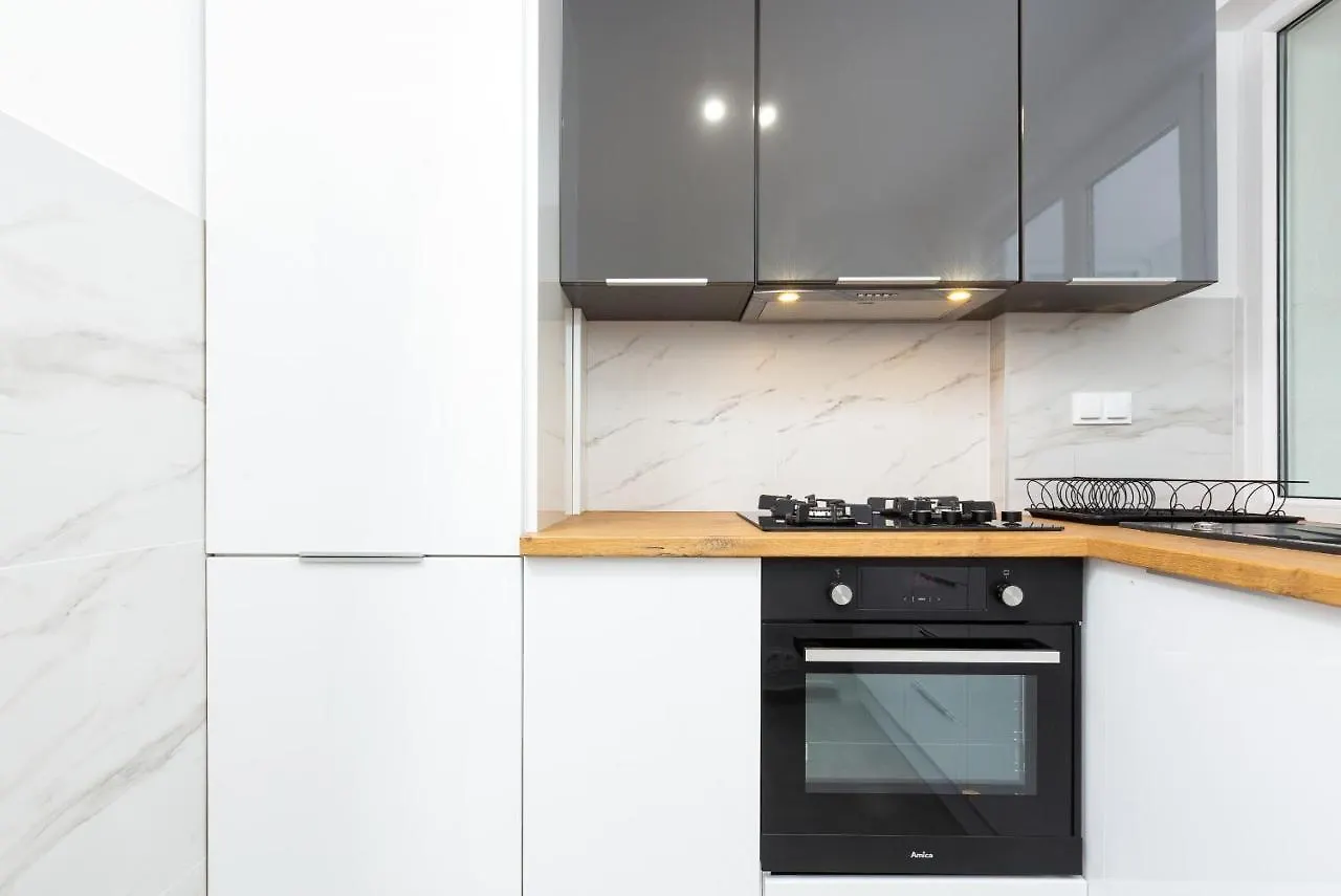 Studio City Center Złota Street by Renters Warszawa Polska