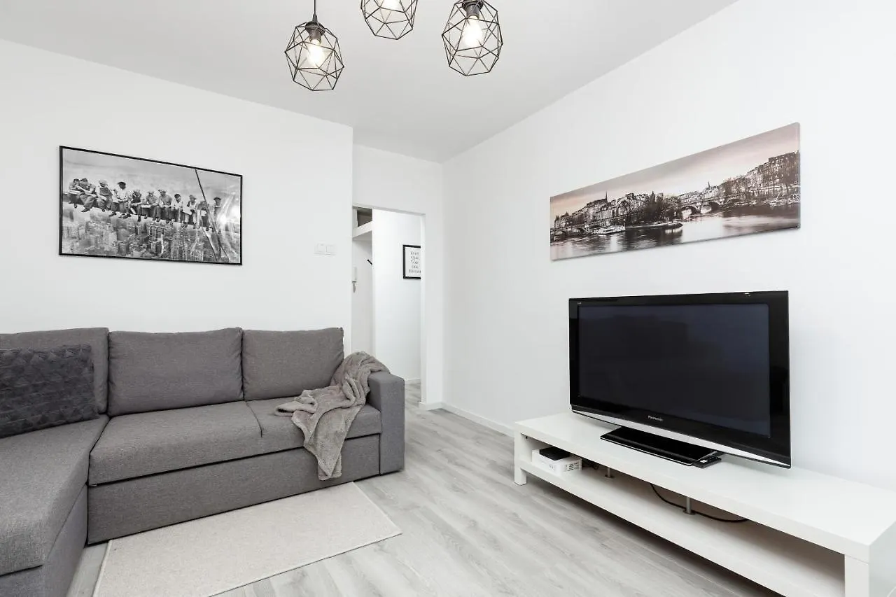 Apartament Studio City Center Złota Street by Renters Warszawa