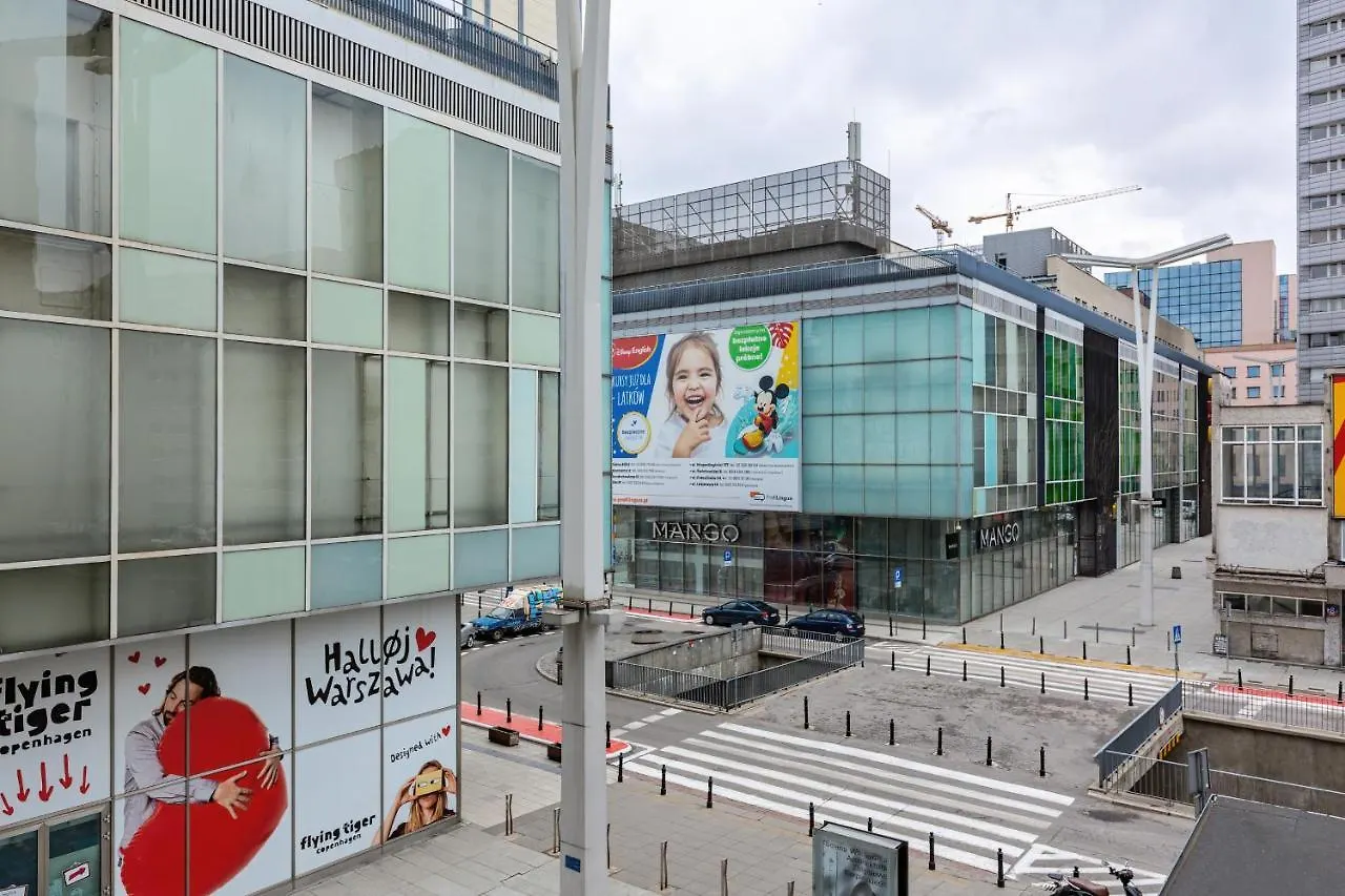 Studio City Center Złota Street by Renters Warszawa